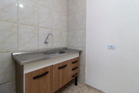 Cozinha de kitnet/studio para alugar com 1 quarto, 28m² em Jardim Casablanca, São Paulo