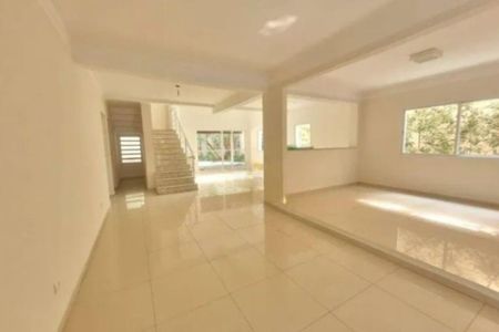 Casa à venda com 4 quartos, 291m² em Jardim Marajoara, São Paulo