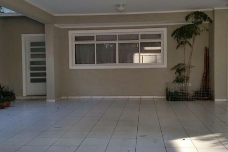 Casa à venda com 4 quartos, 291m² em Jardim Marajoara, São Paulo