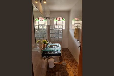 Casa à venda com 3 quartos, 225m² em Cinquentenario, Belo Horizonte