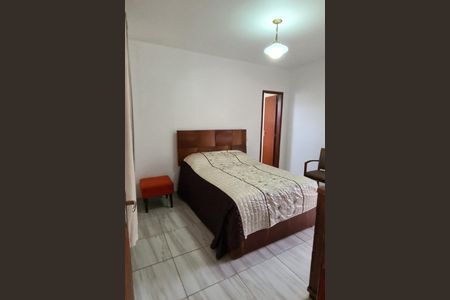 Casa à venda com 3 quartos, 225m² em Cinquentenario, Belo Horizonte