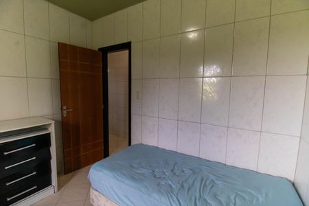 Casa de condomínio à venda com 472m², 5 quartos e 3 vagas Casa de condomínio à venda com 472m², 5 quartos e 3 vagasQuarto Externo1