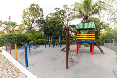 Casa de condomínio à venda com 472m², 5 quartos e 3 vagas Casa de condomínio à venda com 472m², 5 quartos e 3 vagasÁrea comum