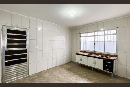 Casa para alugar com 80m², 2 quartos e 1 vaga