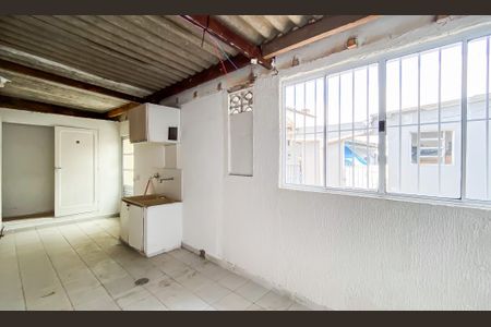 Casa para alugar com 80m², 2 quartos e 1 vaga