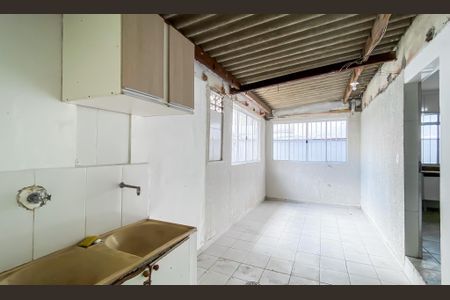 Casa para alugar com 80m², 2 quartos e 1 vaga