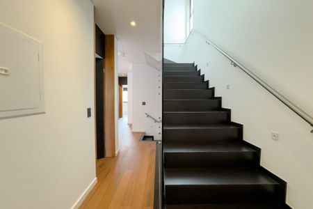 Casa à venda com 449m², 5 quartos e 4 vagasCorredor