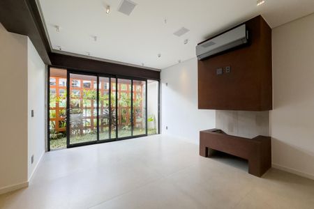 Casa à venda com 449m², 5 quartos e 4 vagasSala