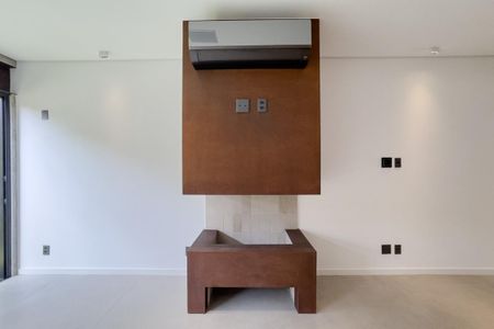 Casa à venda com 5 quartos, 449m² em Jardim Paulista, São Paulo