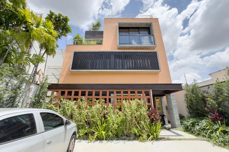 Casa à venda com 449m², 5 quartos e 4 vagasFachada