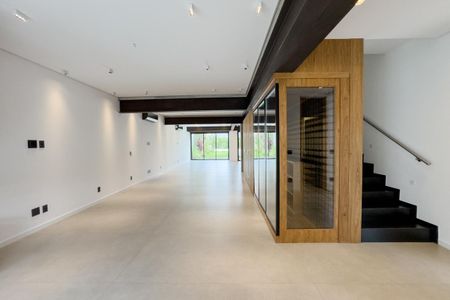 Casa à venda com 449m², 5 quartos e 4 vagasSala