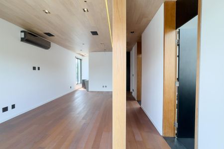 Casa à venda com 449m², 5 quartos e 4 vagasSuíte Master