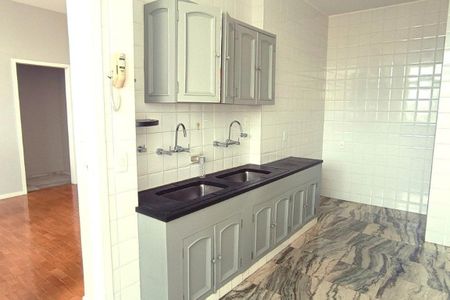 Apartamento à venda com 304m², 4 quartos e 2 vagas