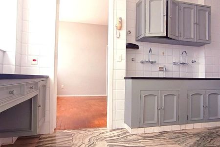 Apartamento à venda com 304m², 4 quartos e 2 vagas