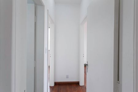 Apartamento à venda com 65m², 2 quartos e 1 vagaCorredor