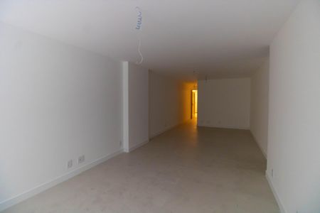 Apartamento para alugar com 147m², 3 quartos e 2 vagasSala