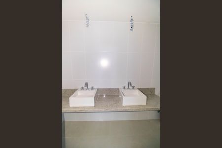 Apartamento para alugar com 147m², 3 quartos e 2 vagasBanheiro da Suíte 2