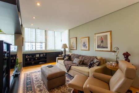 Apartamento para alugar com 4 quartos, 272m² em Morumbi, São Paulo