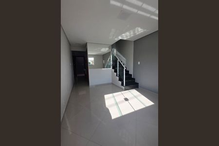 Casa à venda com 2 quartos, 135m² em Campestre, Santo André