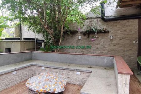 Casa à venda com 400m², 3 quartos e 5 vagas