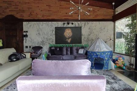 Casa à venda com 400m², 3 quartos e 5 vagas