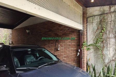 Casa à venda com 400m², 3 quartos e 5 vagas