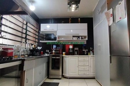 Casa à venda com 3 quartos, 400m² em Paineiras do Morumbi, São Paulo