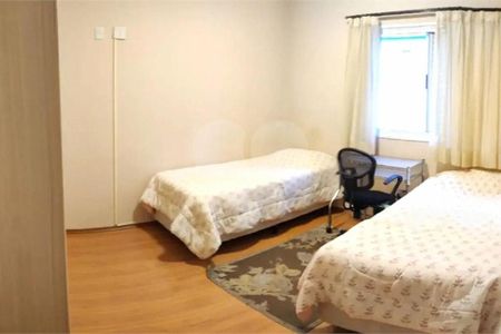 Apartamento à venda com 160m², 3 quartos e 3 vagas