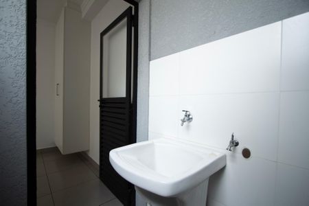 Apartamento para alugar com 59m², 2 quartos e 1 vaga Apartamento para alugar com 59m², 2 quartos e 1 vagaÁrea de Serviço