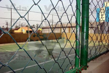 Apartamento à venda com 3 quartos, 67m² em Quitaúna, Osasco