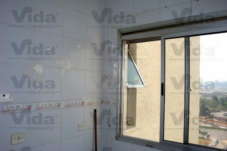 Apartamento à venda com 3 quartos, 67m² em Quitaúna, Osasco