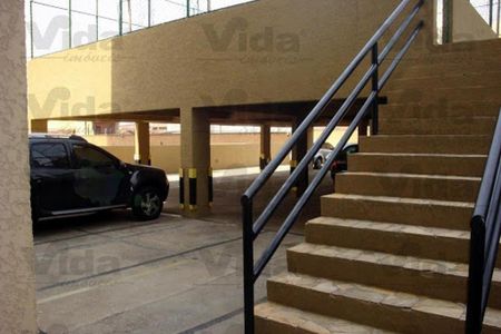 Apartamento à venda com 3 quartos, 67m² em Quitaúna, Osasco