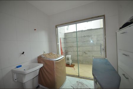 Casa para alugar com 360m², 4 quartos e 2 vagasÁrea de Serviço