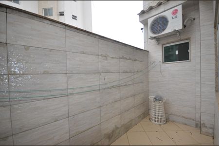 Casa para alugar com 360m², 4 quartos e 2 vagasÁrea de Serviço