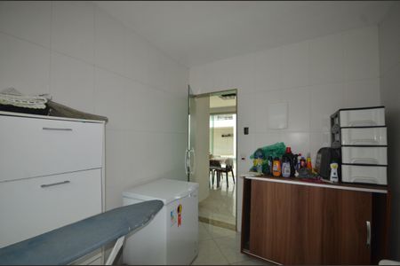 Casa para alugar com 360m², 4 quartos e 2 vagasÁrea de Serviço