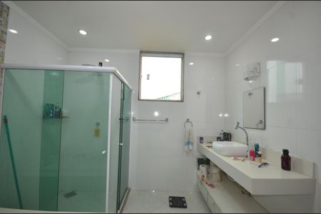 Casa para alugar com 360m², 4 quartos e 2 vagasBanheiro Social
