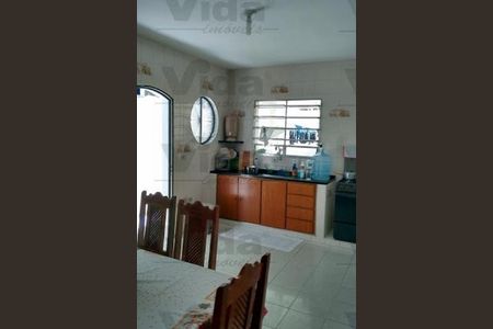 Casa à venda com 3 quartos, 130m² em Vila Yolanda, Osasco