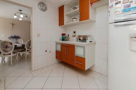 Casa à venda com 500m², 4 quartos e 4 vagasCozinha