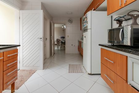 Casa à venda com 500m², 4 quartos e 4 vagasCozinha