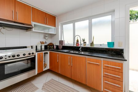 Casa à venda com 500m², 4 quartos e 4 vagasCozinha