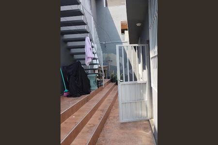 Casa à venda com 4 quartos, 275m² em Veloso, Osasco