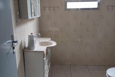 Casa à venda com 4 quartos, 275m² em Veloso, Osasco