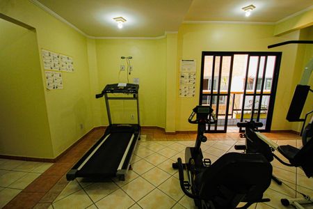 Apartamento para alugar com 85m², 2 quartos e 1 vaga Apartamento para alugar com 85m², 2 quartos e 1 vagaÁrea comum - Academia