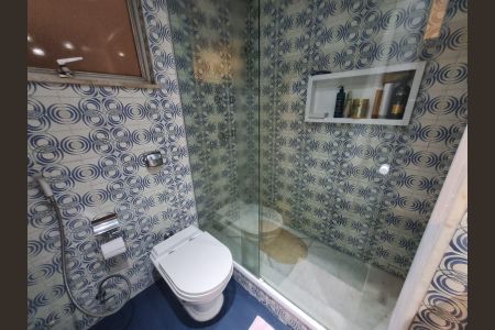 Apartamento à venda com 183m², 3 quartos e 2 vagas Apartamento à venda com 183m², 3 quartos e 2 vagasBanheiro