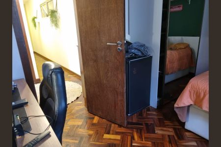 Apartamento à venda com 183m², 3 quartos e 2 vagas Apartamento à venda com 183m², 3 quartos e 2 vagasQuarto