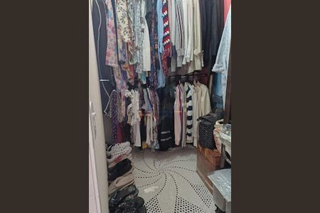 Casa à venda com 3 quartos, 126m² em Jardim Roberto, Osasco