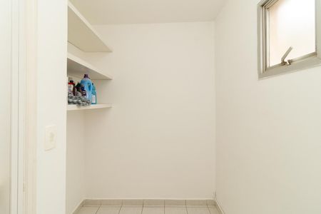 Apartamento para alugar com 62m², 2 quartos e 1 vaga Apartamento para alugar com 62m², 2 quartos e 1 vagaQuarto de Serviço