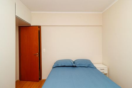 Quarto 2 de apartamento para alugar com 2 quartos, 62m² em Vila Gustavo, São Paulo
