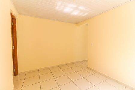 Casa para alugar com 45m², 1 quarto e sem vaga Casa para alugar com 45m², 1 quarto e sem vagaSala