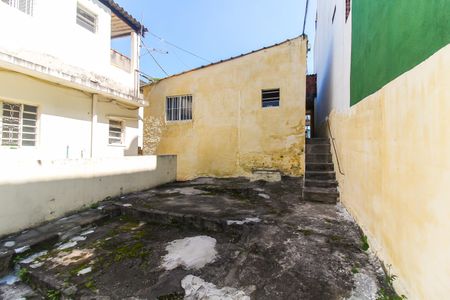 Casa para alugar com 45m², 1 quarto e sem vaga Casa para alugar com 45m², 1 quarto e sem vagaQuintal